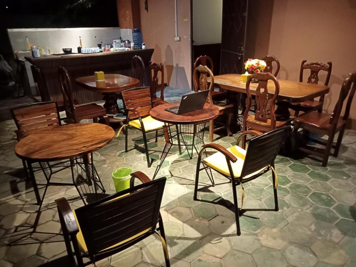 Makers Guesthouse Siem Reap Exterior photo