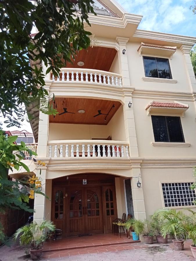 Makers Guesthouse Siem Reap Exterior photo